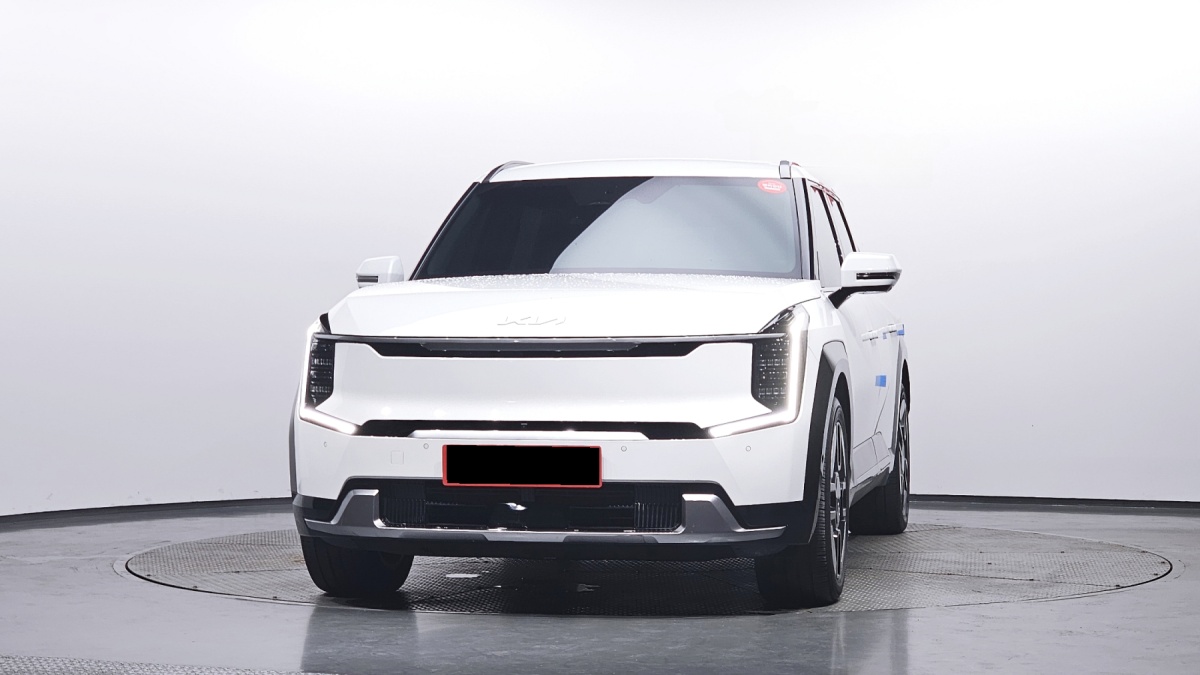 Kia EV9, 2023 — фото 3 из 12