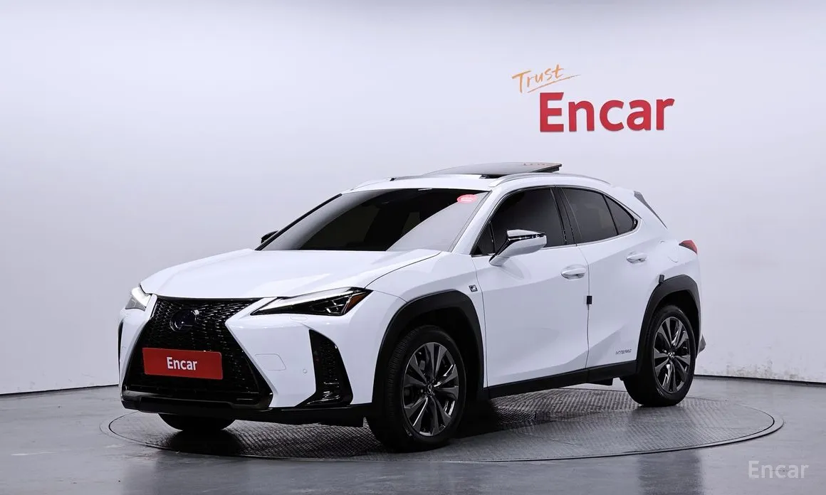 Lexus UX, 2021 — купить в Перми под ключ