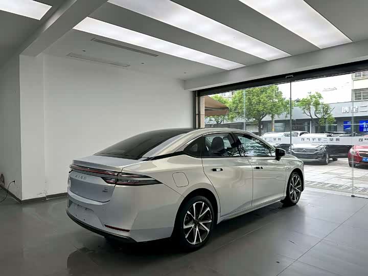 GAC Aion S Plus, 2022 — фото 9 из 9
