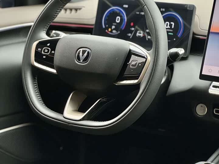 Changan Eado Plus, 2025 — фото 4 из 9