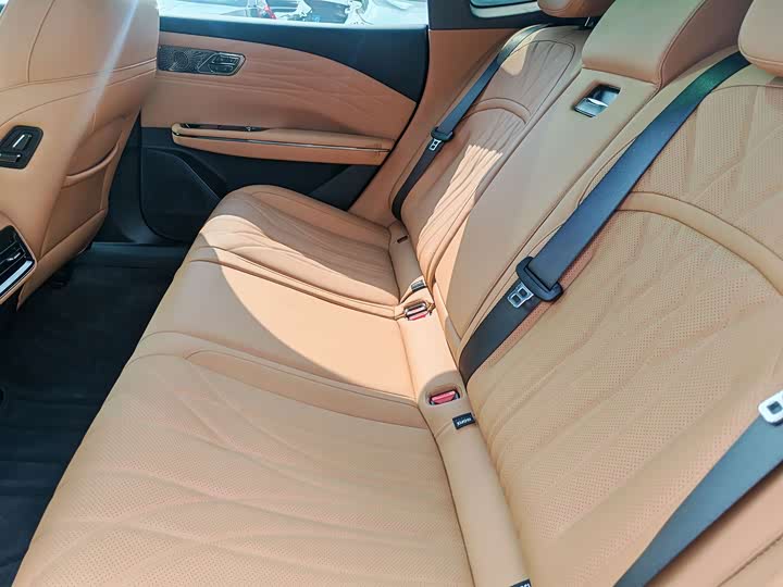 Geely Galaxy Starshine 8 EM-i, 2025 — фото 5 из 9