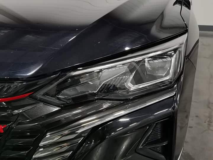 Dongfeng Aeolus Yixuan Max, 2023 — фото 7 из 9