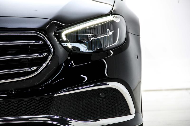 Mercedes-Benz E-Class, 2023 — фото 7 из 12