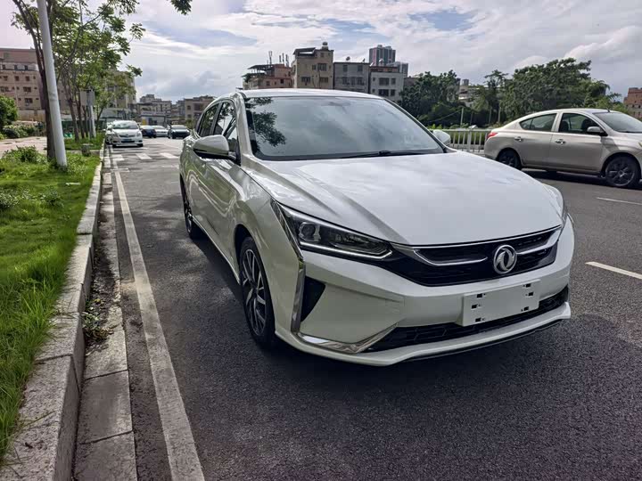 Dongfeng Aeolus Yixuan, 2024 — фото 3 из 9