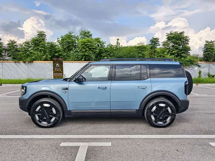 Ford Bronco Hybrid/EV, 2025 — фото 5 из 9