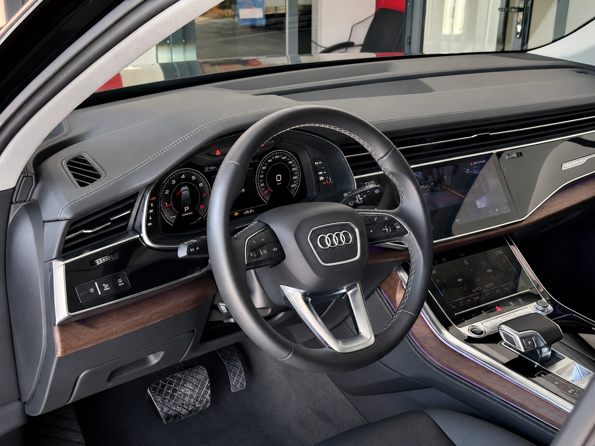 Audi Q7, 2024 — фото 4 из 7