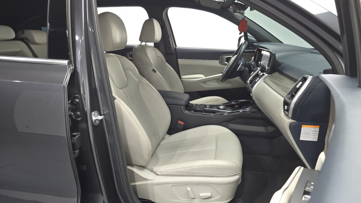 Kia Sorento, 2021 — фото 11 из 12