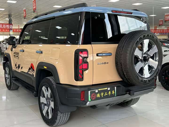 BAIC Beijing BJ40 Hybrid, 2025 — фото 7 из 9