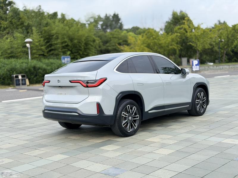 Nio EC6, 2022 — фото 7 из 12