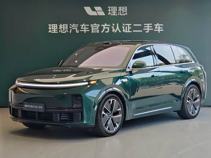 LiXiang L7, 2025 — купить в Санкт-Петербурге под ключ