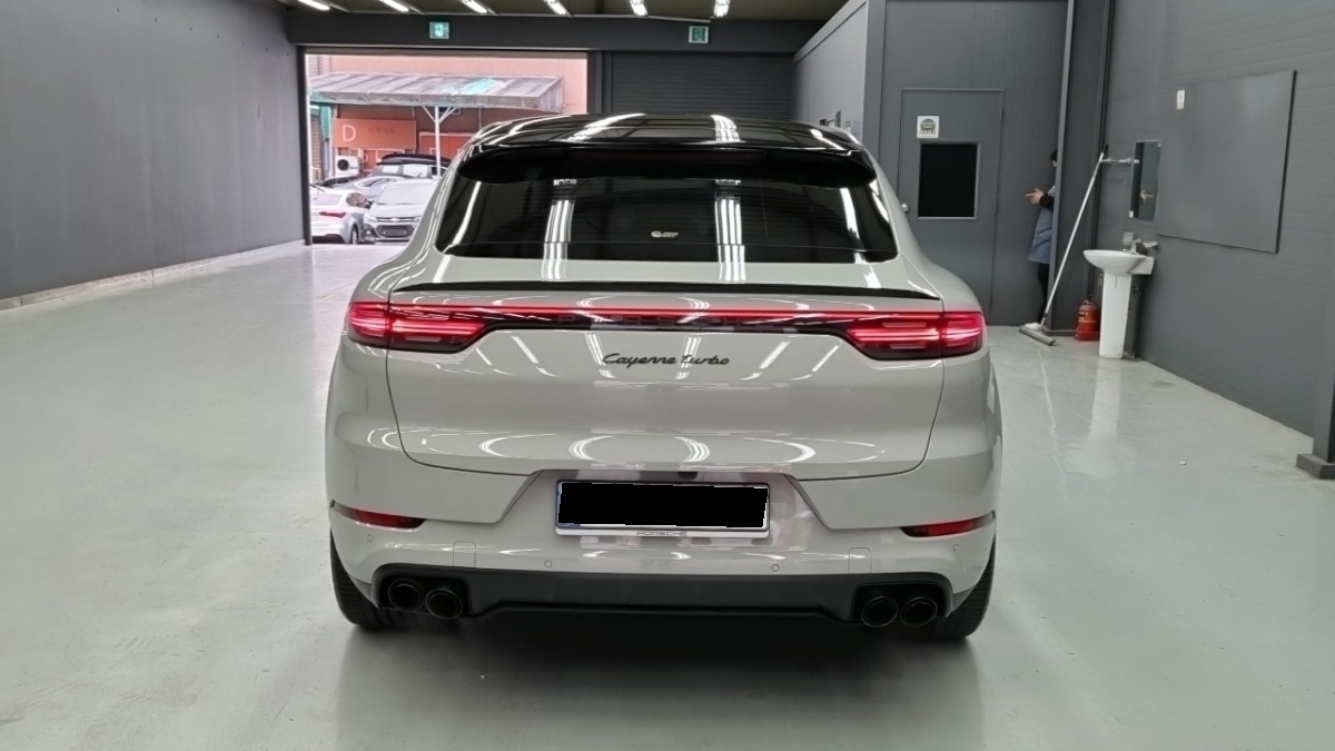Porsche Cayenne, 2023 — фото 4 из 12