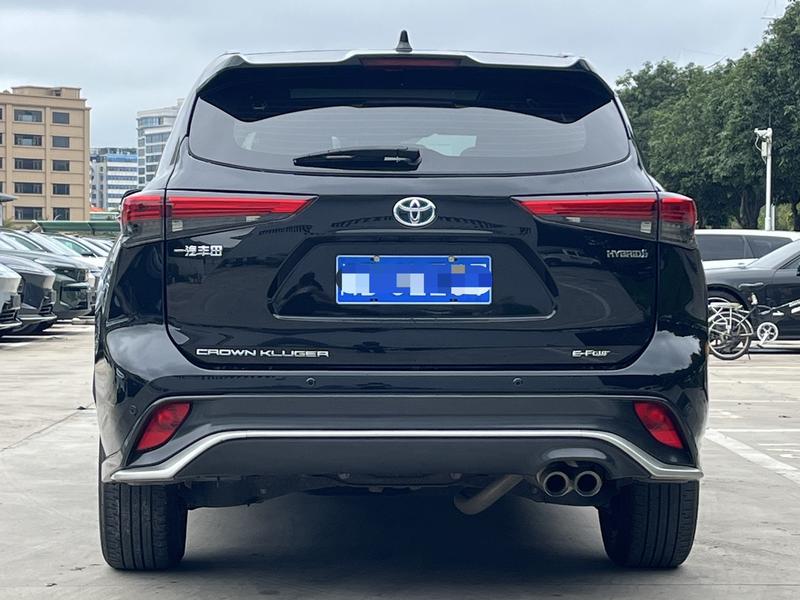 Toyota Crown Kluger, 2022 — фото 3 из 9