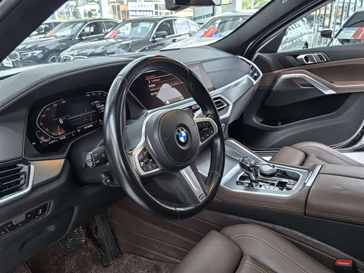BMW X6, 2022 — фото 6 из 9