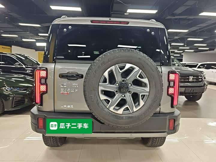 BAIC Beijing BJ40, 2025 — фото 6 из 9