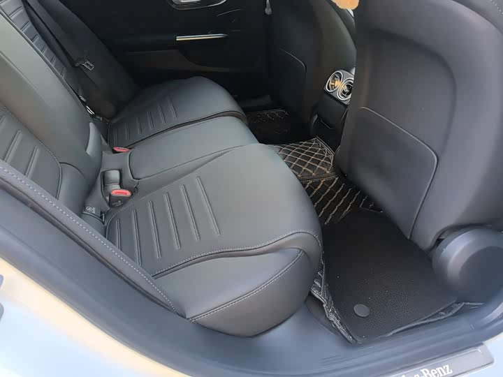 Mercedes-Benz C-Class, 2025 — фото 9 из 9