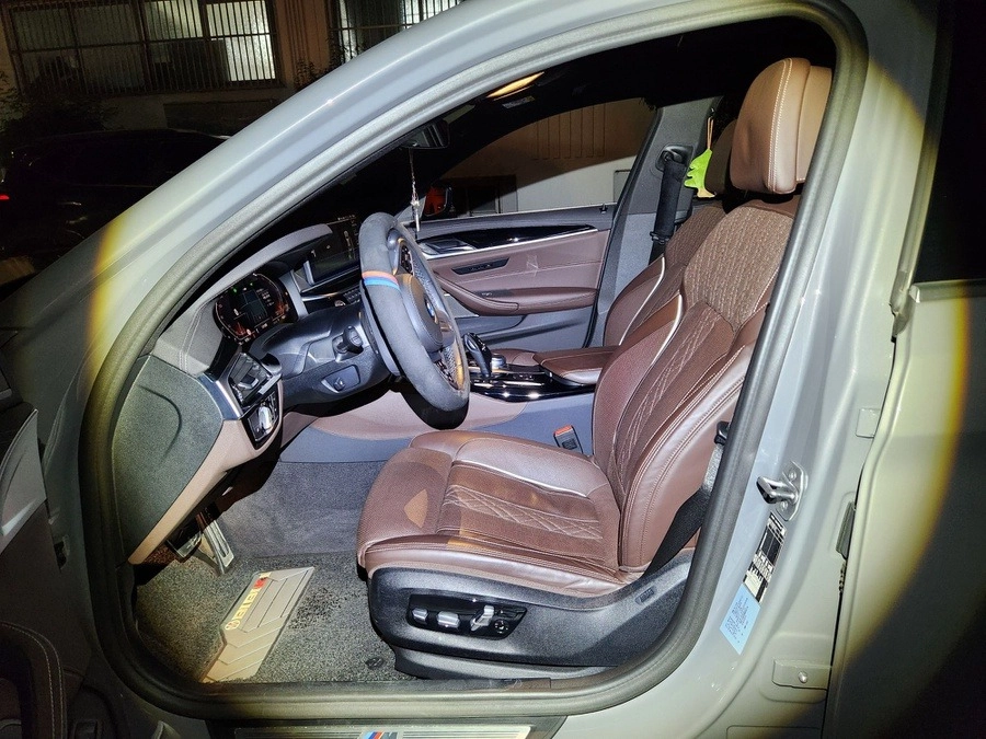 BMW 5 Serii, 2021 — фото 9 из 12