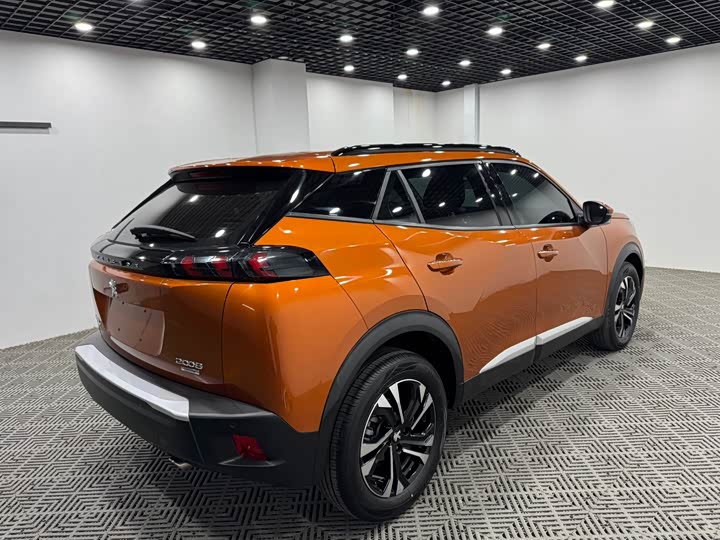 Peugeot 2008, 2022 — фото 7 из 9