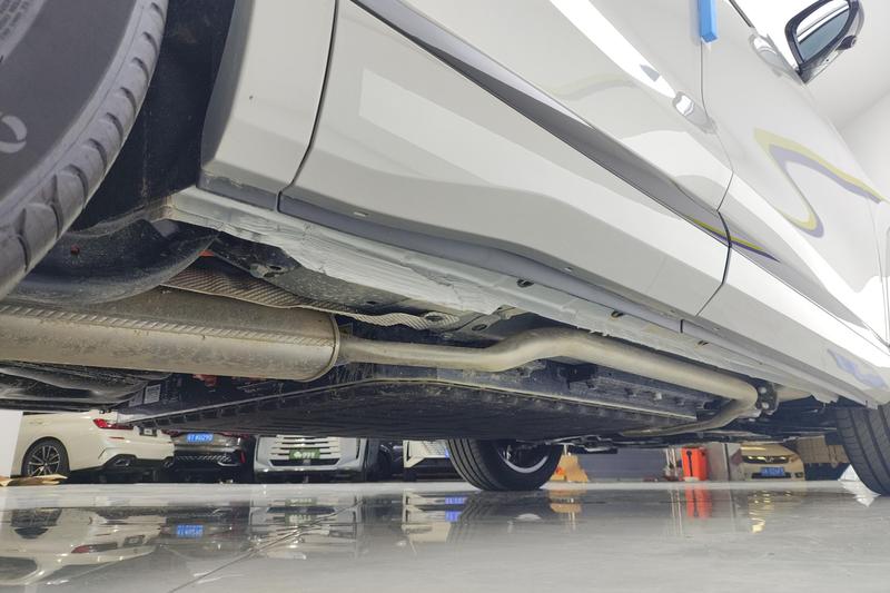 Dongfeng Aeolus L8, 2025 — фото 8 из 12