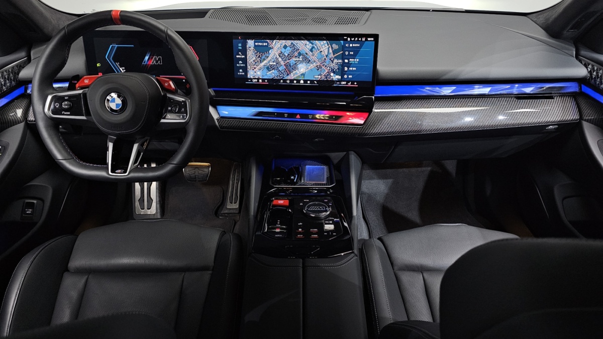 BMW M5, 2024 — фото 7 из 12