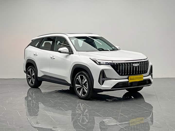 Geely Atlas L, 2026 — фото 8 из 9