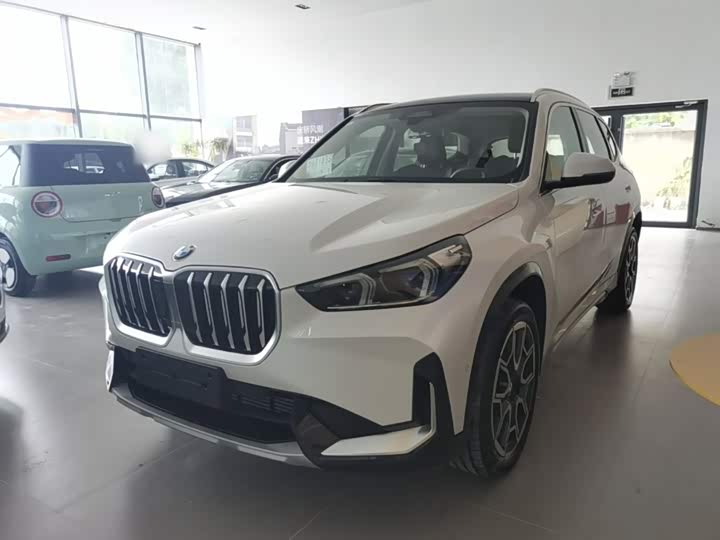 BMW X1, 2025 — фото 2 из 9
