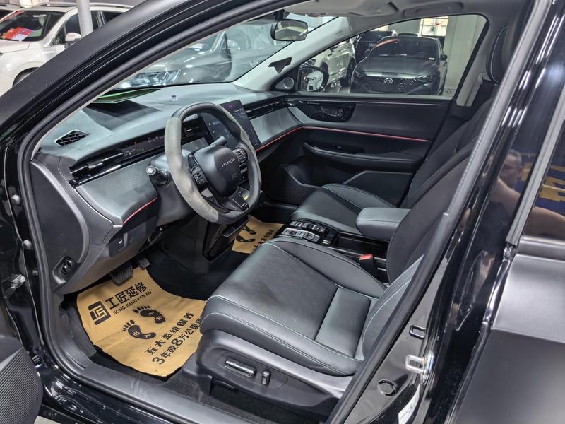 Honda e:NP2, 2025 — фото 9 из 12