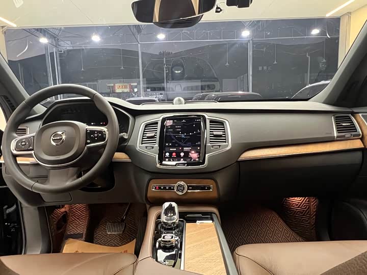 Volvo XC90, 2023 — фото 4 из 9