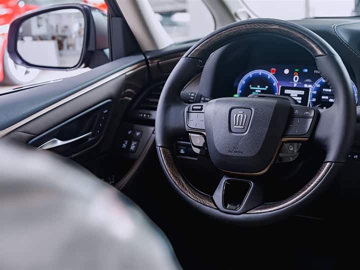 Toyota Vellfire, 2023 — фото 7 из 12