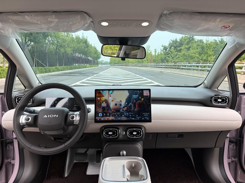 GAC Aion UT Super, 2025 — фото 8 из 11