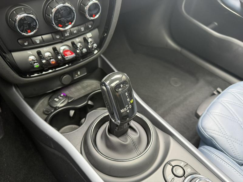 Mini Clubman, 2022 — фото 9 из 12