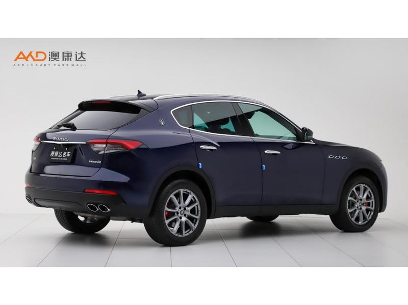 Maserati Levante, 2022 — фото 4 из 8