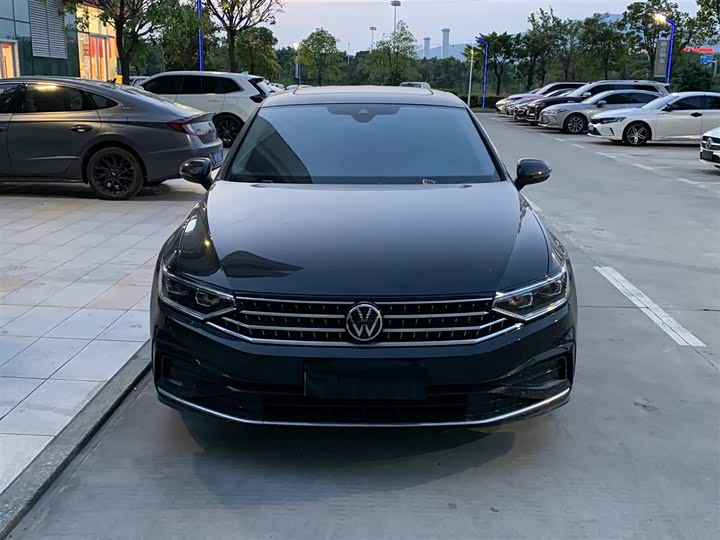 Volkswagen Magotan, 2025 — фото 2 из 9