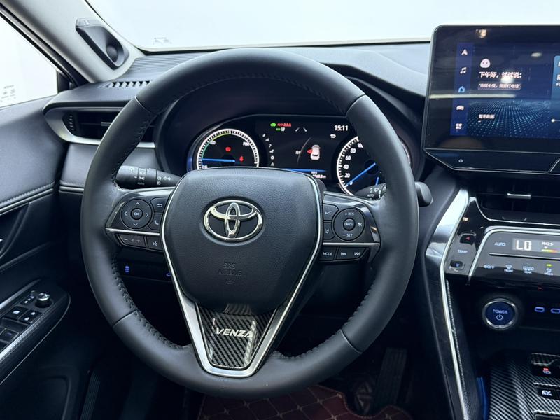 Toyota Venza, 2022 — фото 9 из 12