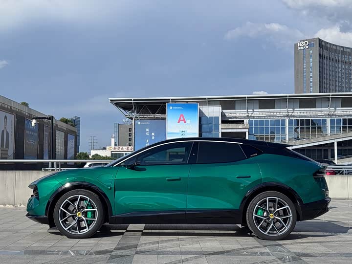 Lotus Eletre, 2023 — фото 3 из 7
