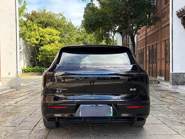 Exeed Sterra ET, 2025 — фото 6 из 9