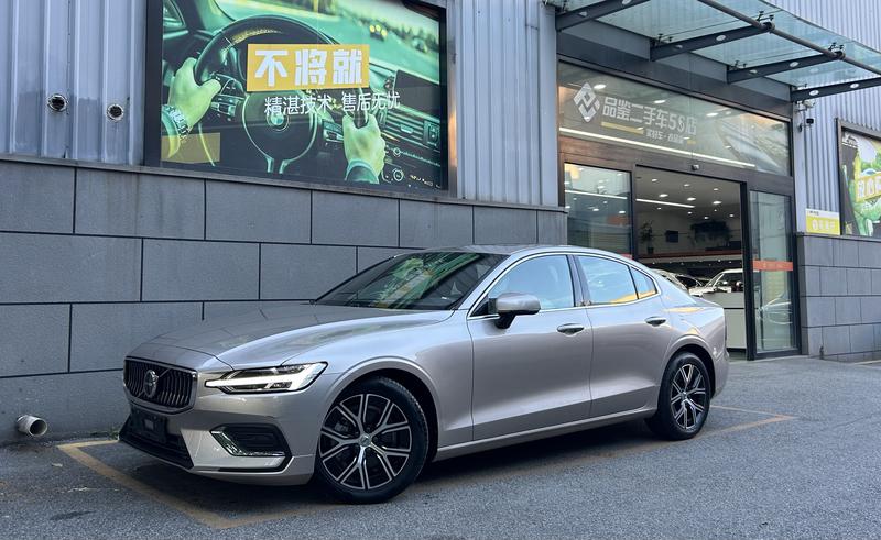 Volvo S60, 2025 — купить в Санкт-Петербурге под ключ