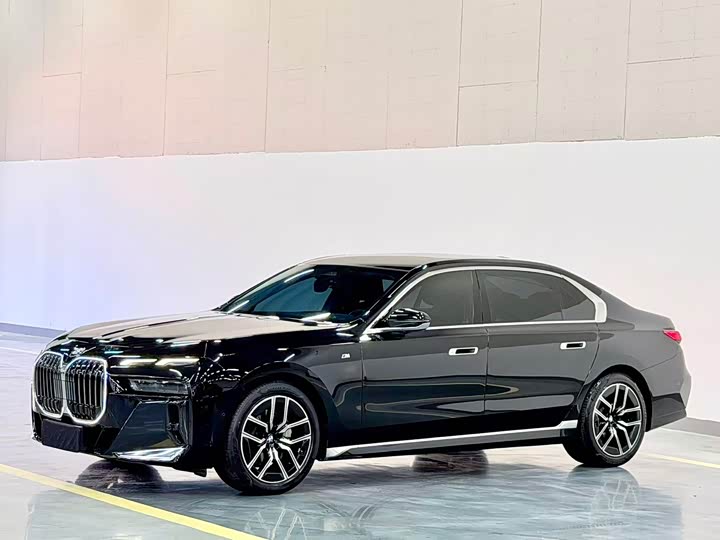BMW 7 Series, 2023 — купить в Владимире под ключ