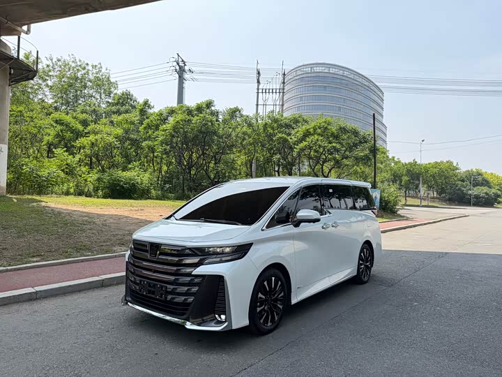Toyota Vellfire, 2024 — купить в Ижевске под ключ