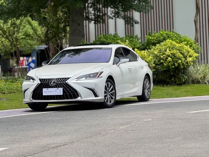 Lexus ES, 2024 — купить в Санкт-Петербурге под ключ