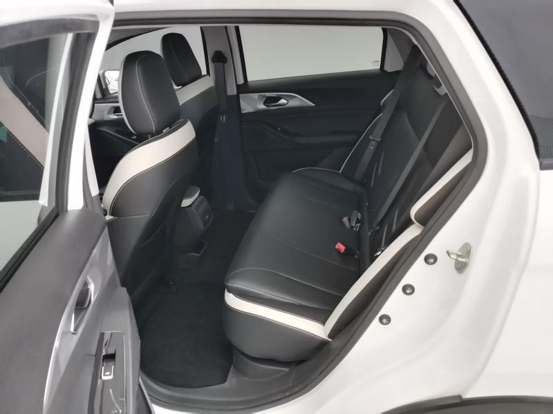 Geely Geometry E Firefly, 2023 — фото 12 из 12