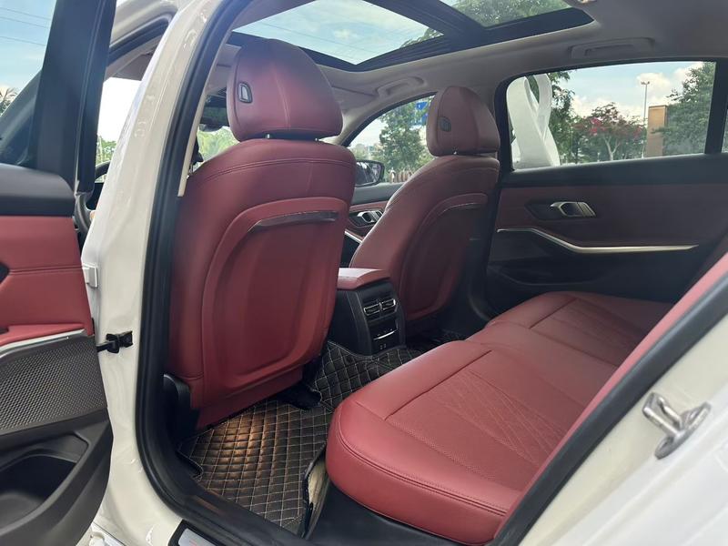 BMW i3, 2022 — фото 10 из 12