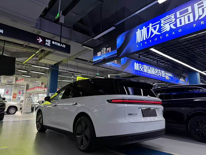 LiXiang i8, 2025 — фото 4 из 9