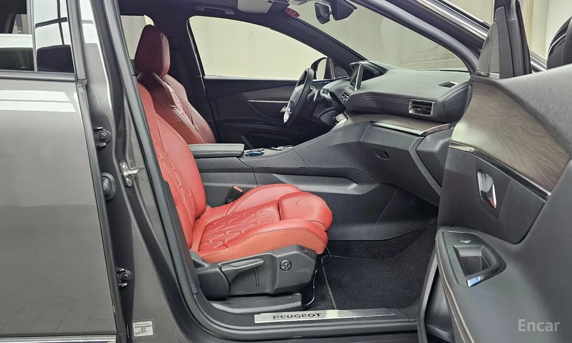 Peugeot 5008, 2024 — фото 11 из 12