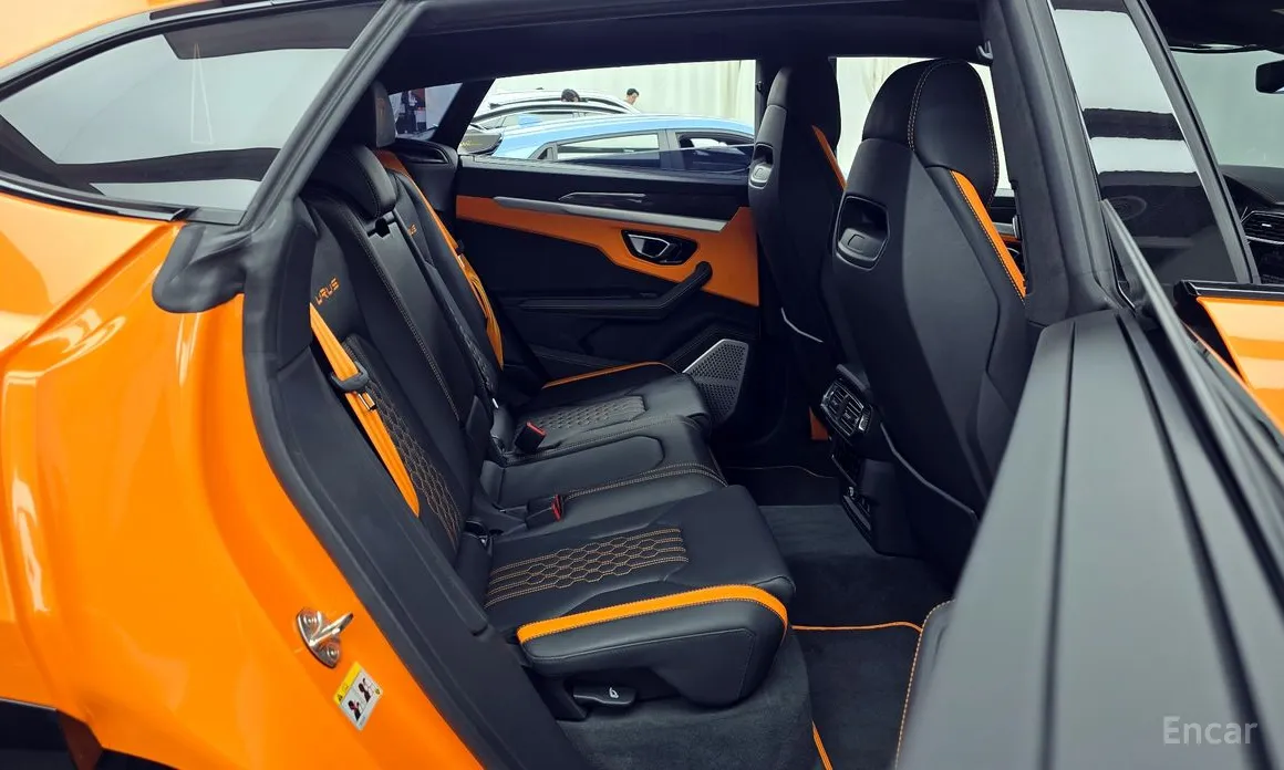 Lamborghini Urus, 2023 — фото 12 из 12