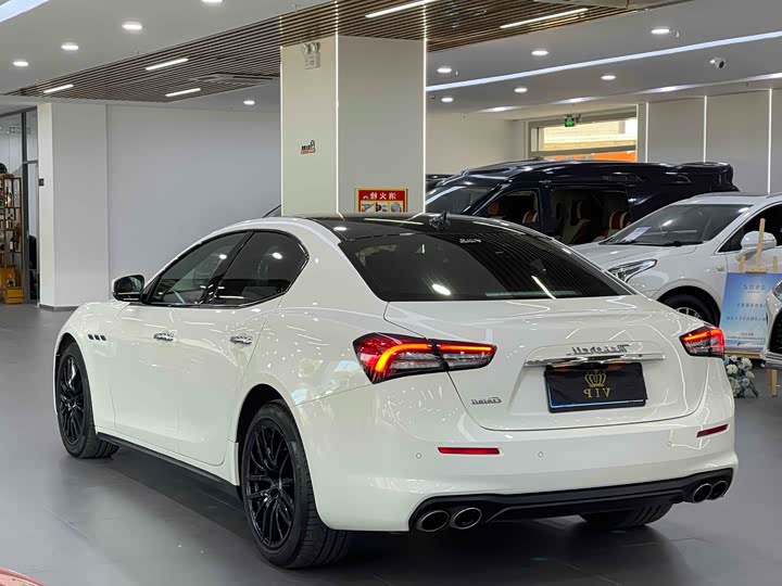 Maserati Ghibli, 2021 — фото 9 из 9