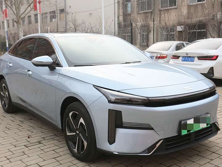 Geely Galaxy L6, 2024 — фото 3 из 9