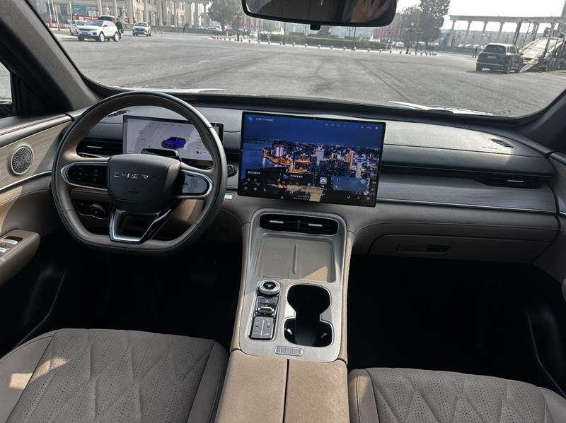Chery Tiggo 8 Plus, 2024 — фото 7 из 10