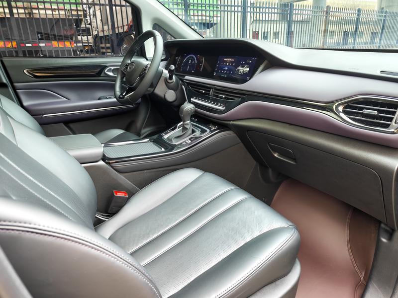 GAC Trumpchi M6, 2025 — фото 7 из 12