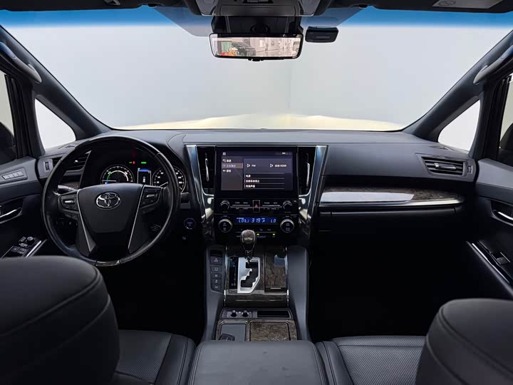 Toyota Alphard, 2022 — фото 9 из 9