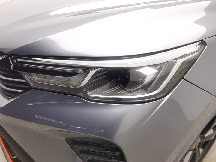 Roewe RX3, 2022 — фото 7 из 9